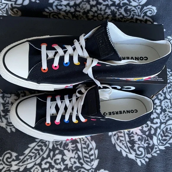 Converse Chuck Taylor All Star OX Black/Hyper Pink/Egret MEN`S - Picture 3 of 16